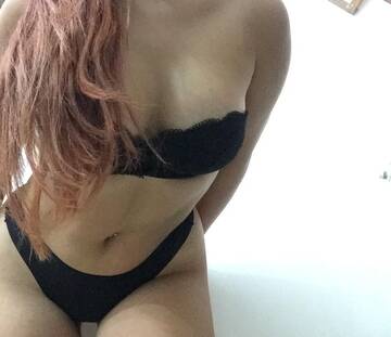 Public Photo of PiccolaLolita2000