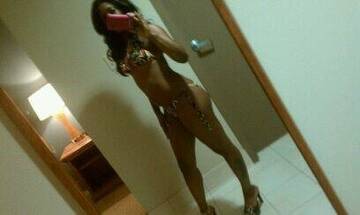 Public Photo of EmeraldLuxury